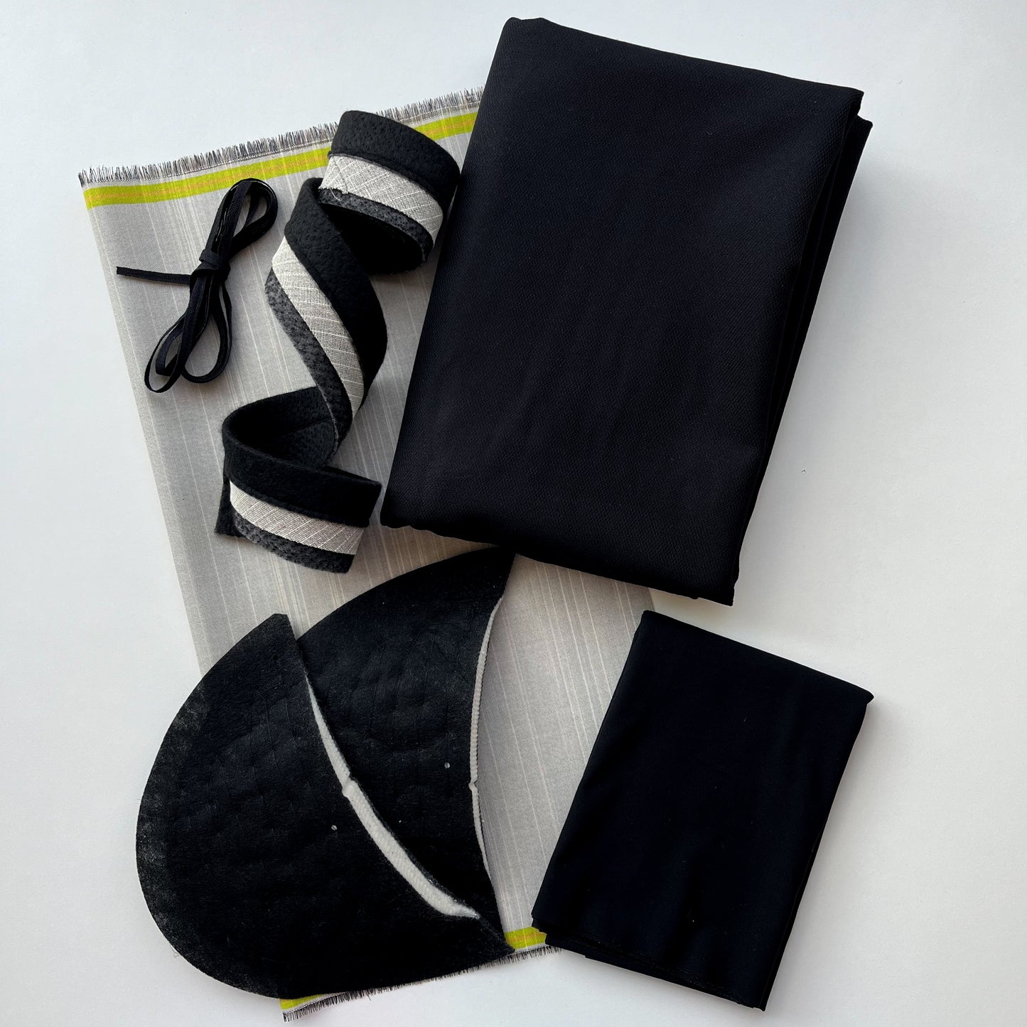 Tailoring Supplies Kit - Black or White