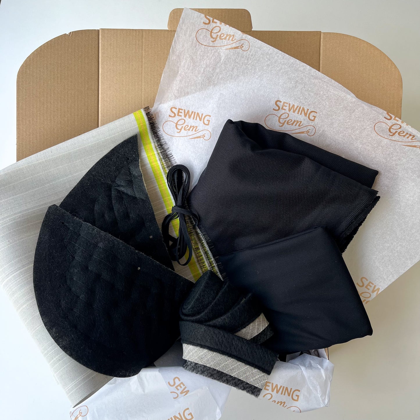 Tailoring Supplies Kit - Black or White