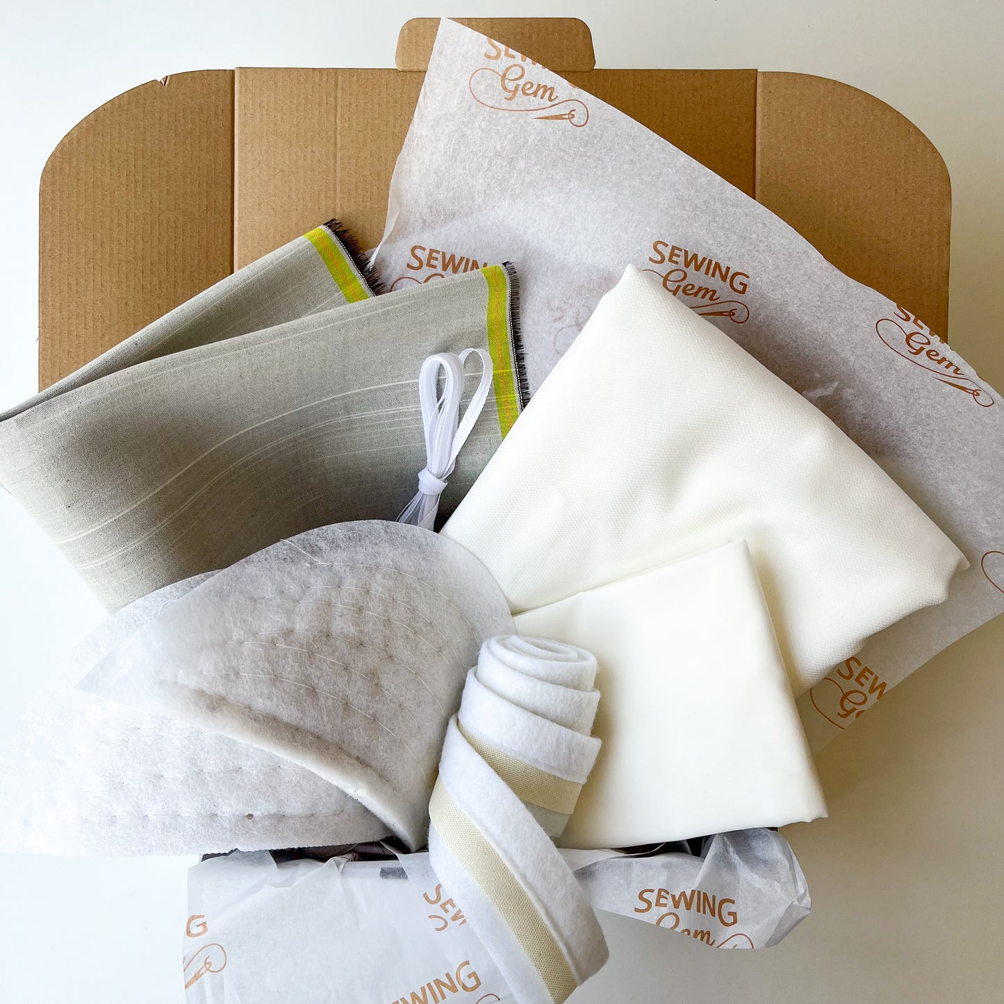 Tailoring Supplies Kit - Black or White