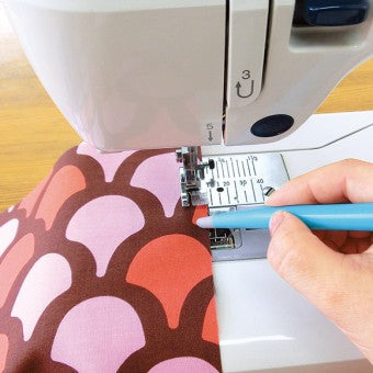 Clover - Hold It Precision Stiletto
