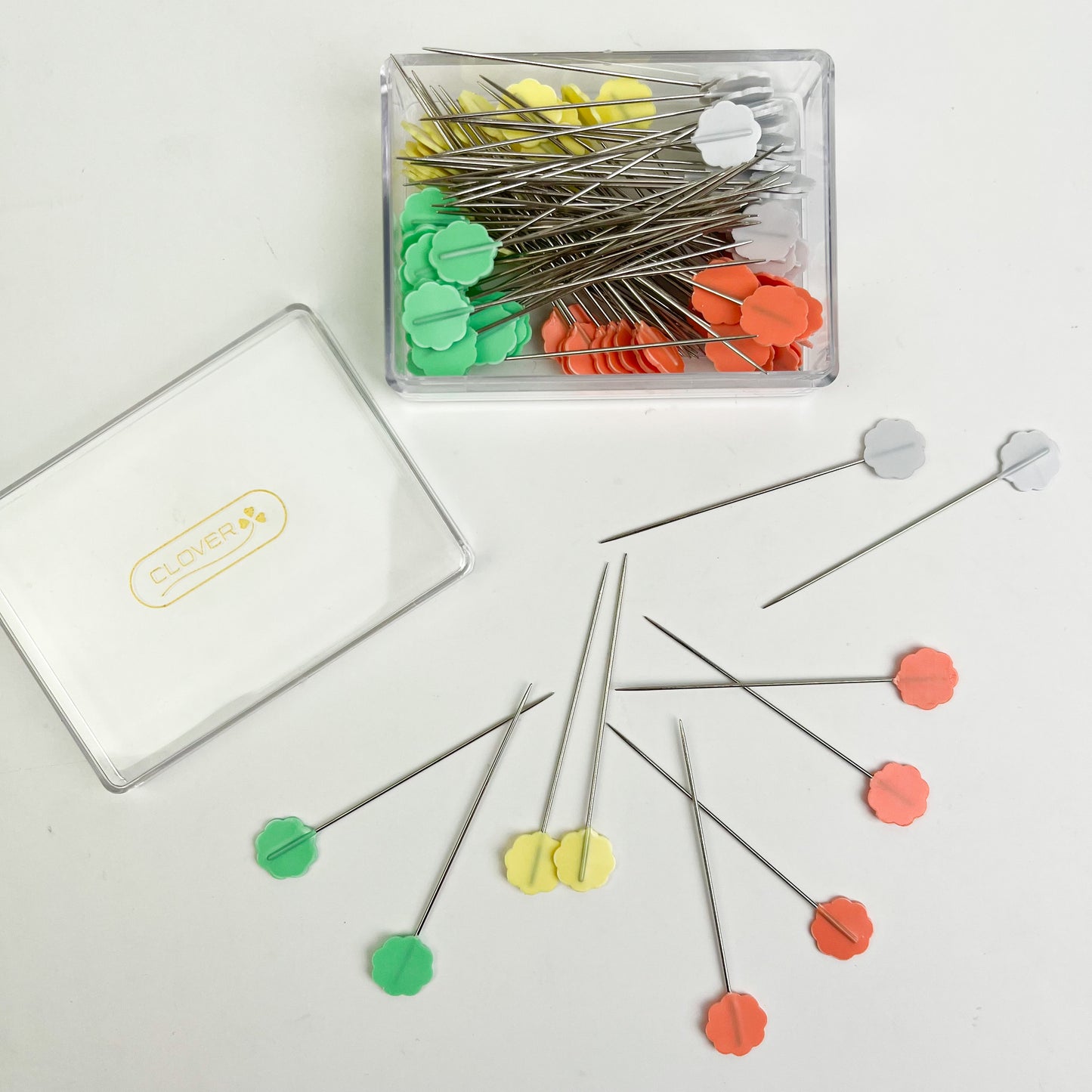 Clover - Flower Head Pins Boxed