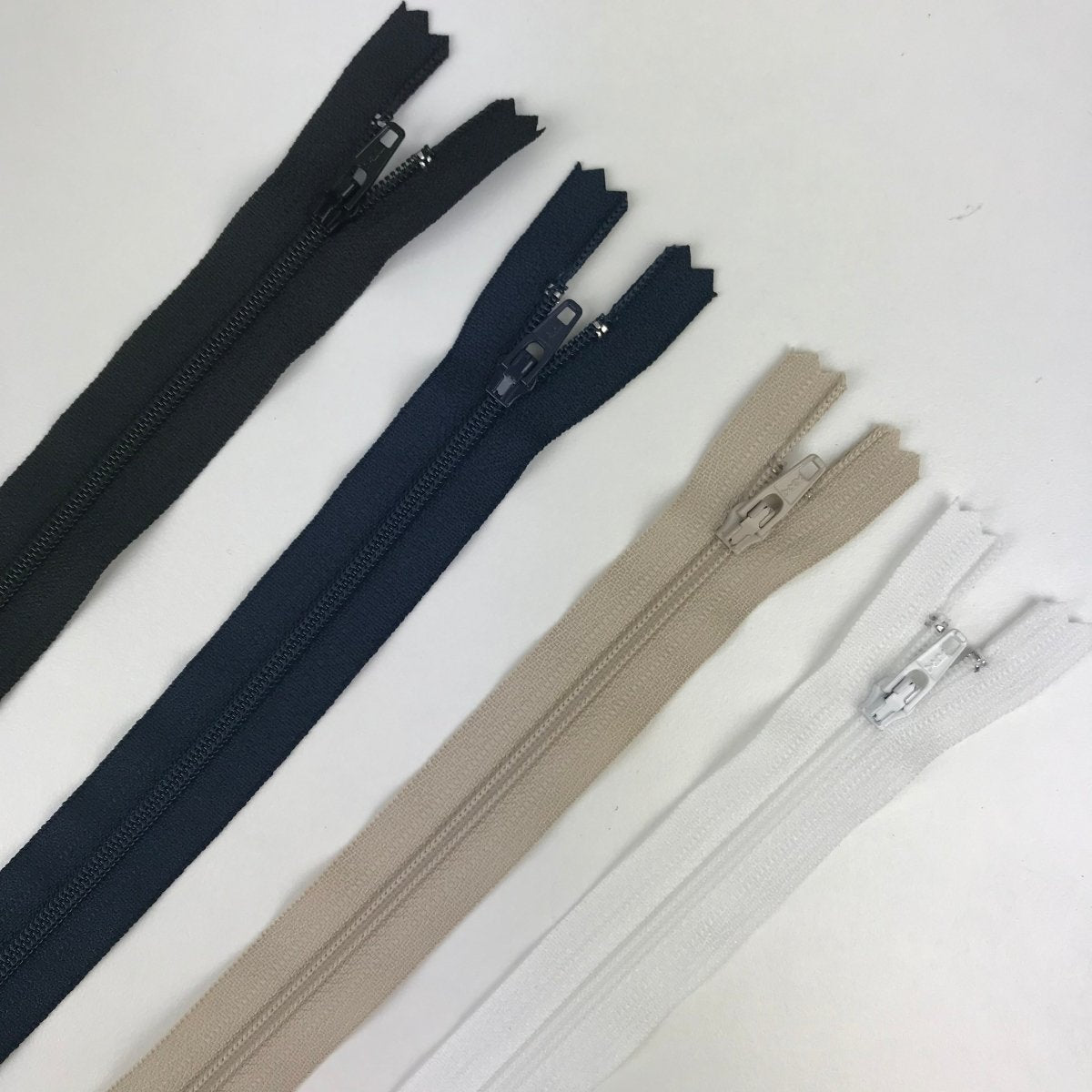 YKK Zipper - Skirt and Dress - 51cm (20") - Sewing Gem