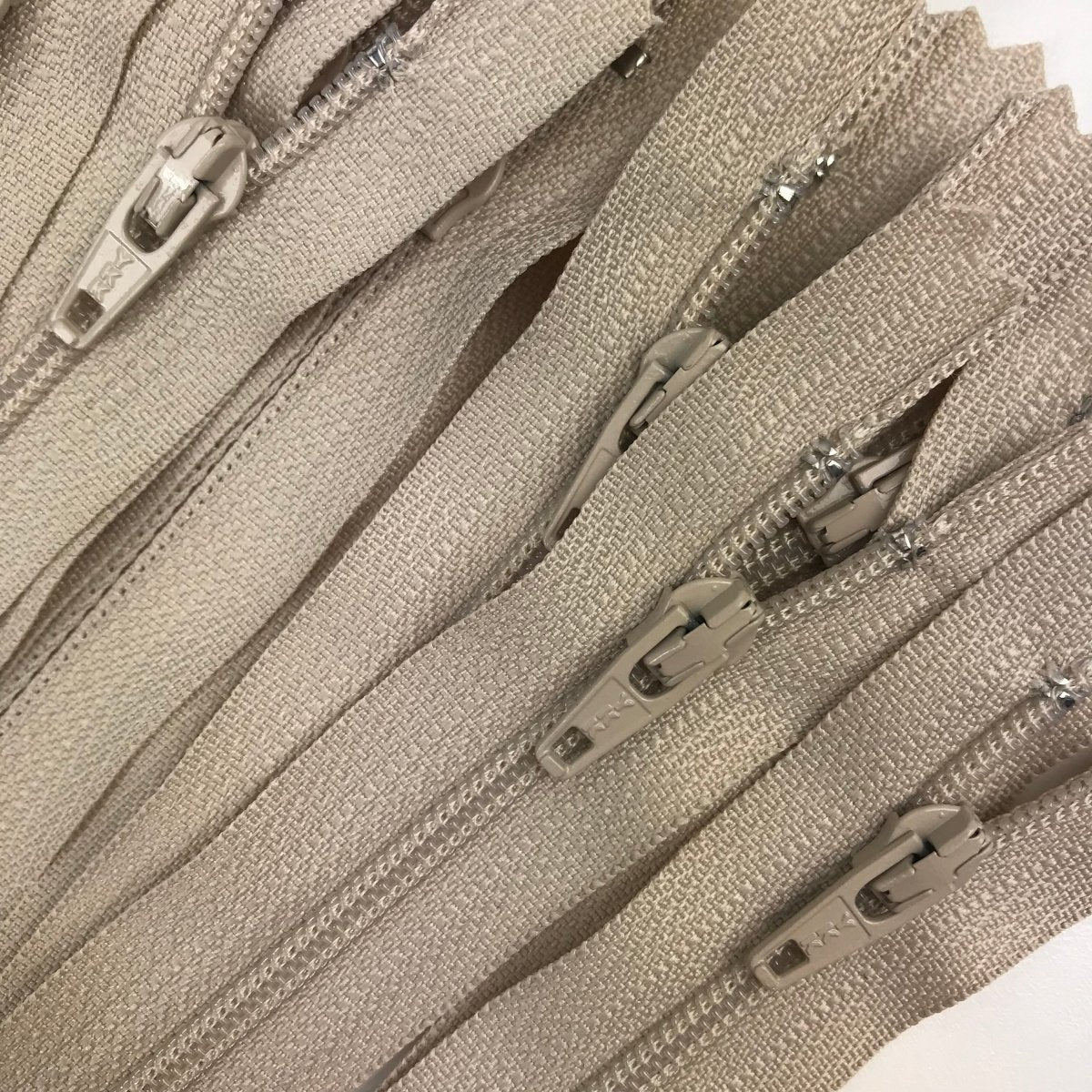 YKK Zipper - Skirt and Dress - 61cm (24") - Sewing Gem