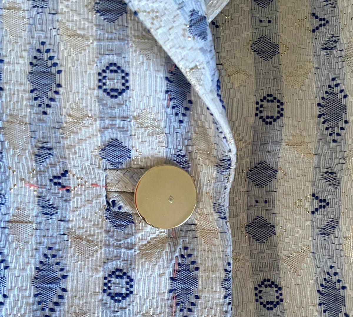 A Few Buttonhole Rules - Sewing Gem