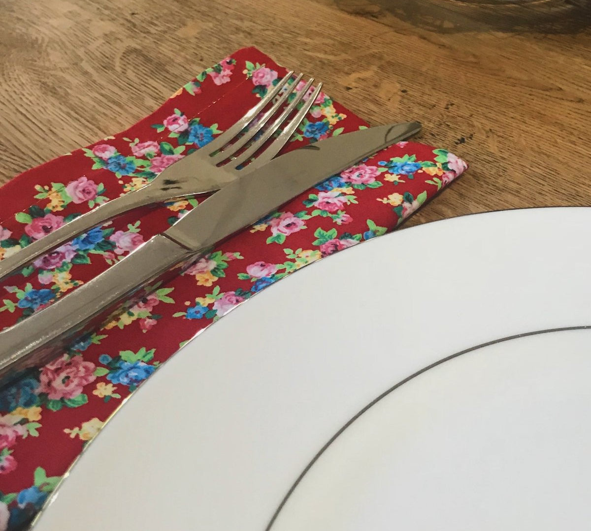 Christmas Napkins - How To - Sewing Gem
