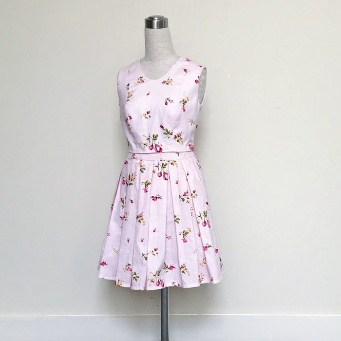 Monnie the Mini Mannequin and Sample Sewing! - Sewing Gem