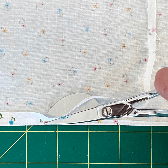 Narrow Hemming - Sewing Gem