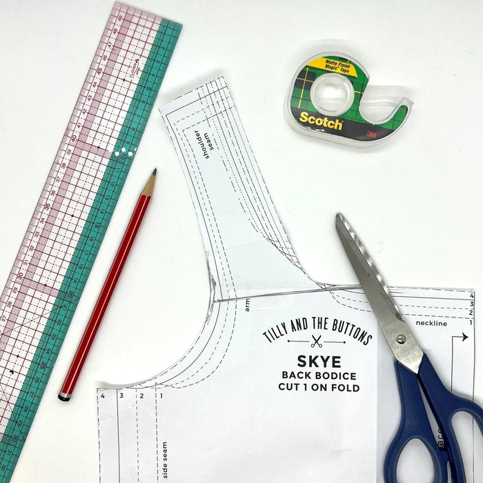 Rounded Back Alteration On A Garment With Straps - Sewing Gem