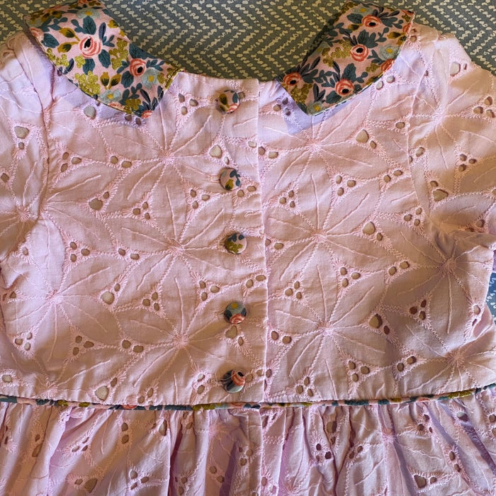 Self-Covered Buttons - Sewing Gem