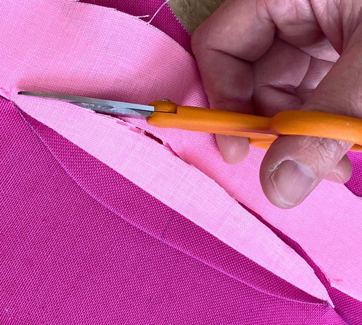 Sewing A Balanced Dart - Sewing Gem