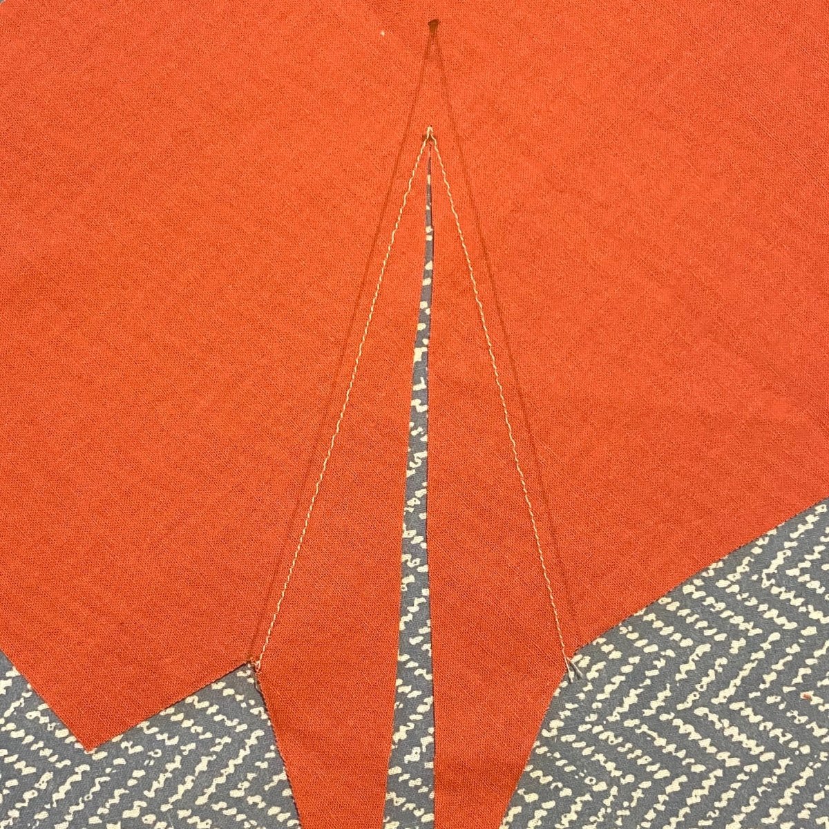 Sewing A French Dart - Sewing Gem