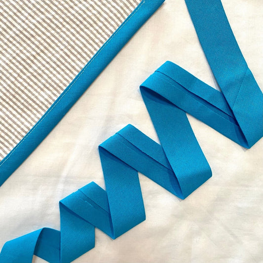 Using Bias Binding To Bind A Seam - Sewing Gem