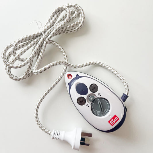 Prym  - Mini Steam Iron