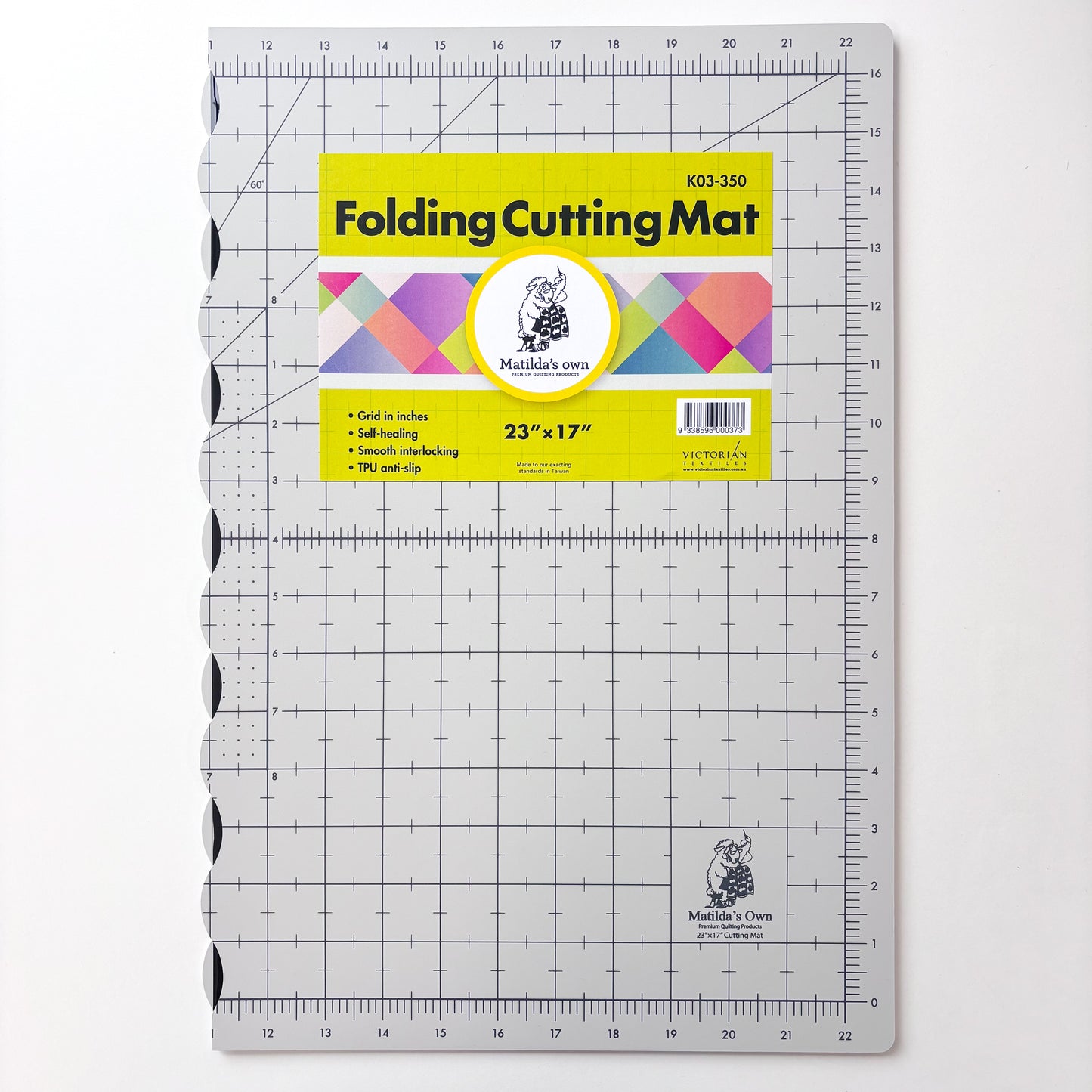 Matilda's Own - Folding Cutting Mat  23 x 17" (57 x 42cm)