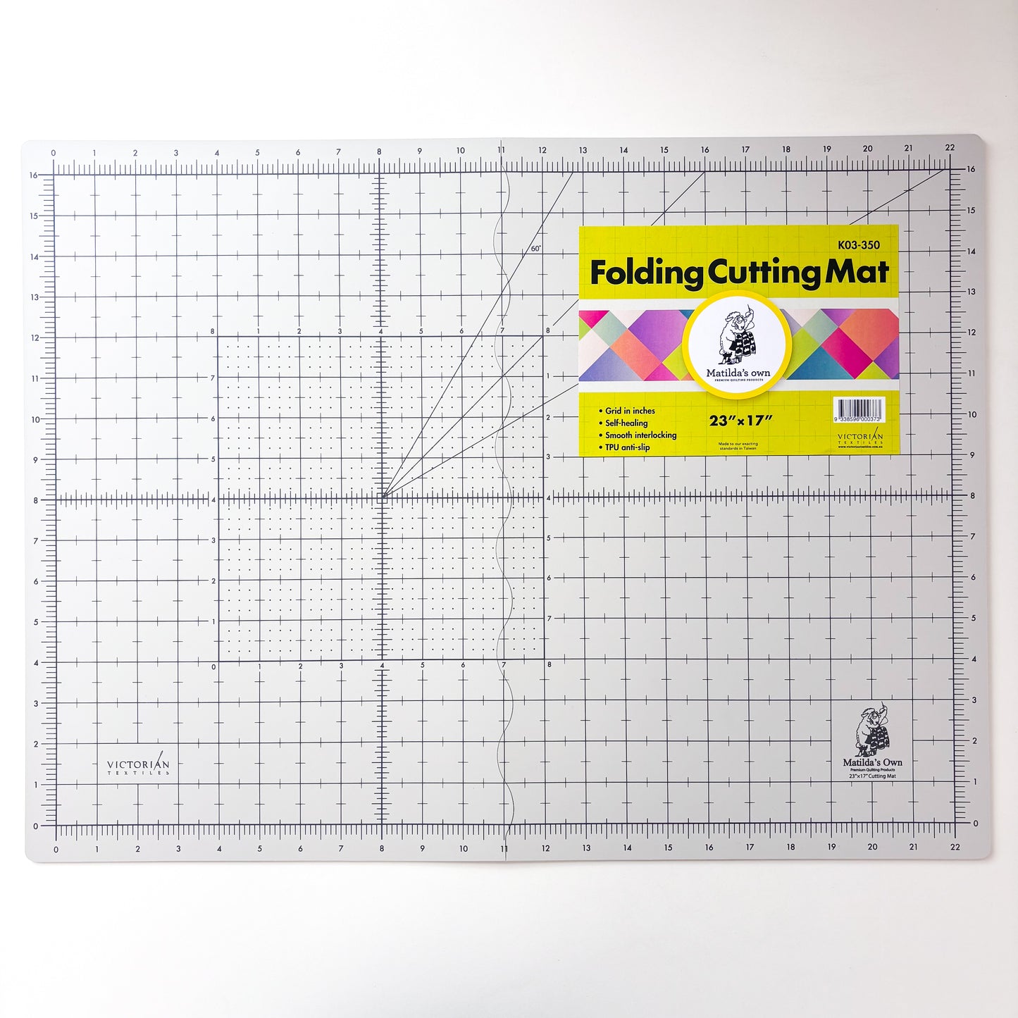 Matilda's Own - Folding Cutting Mat  23 x 17" (57 x 42cm)