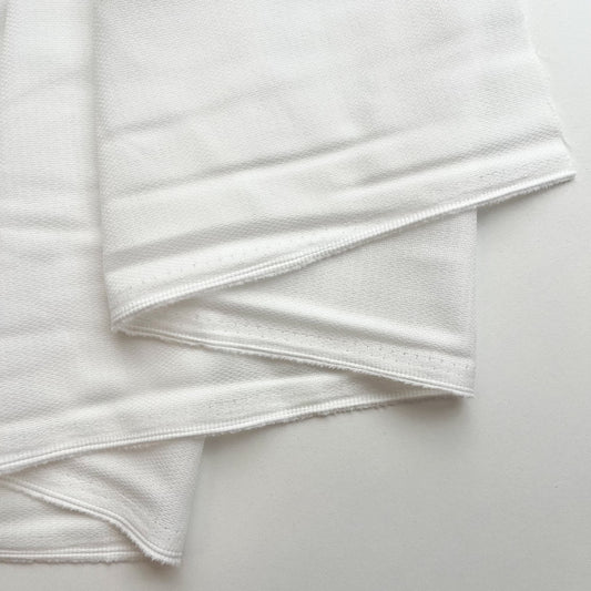 Freudenberg - Whisper Weft Fusible Interfacing - Black or Ecru