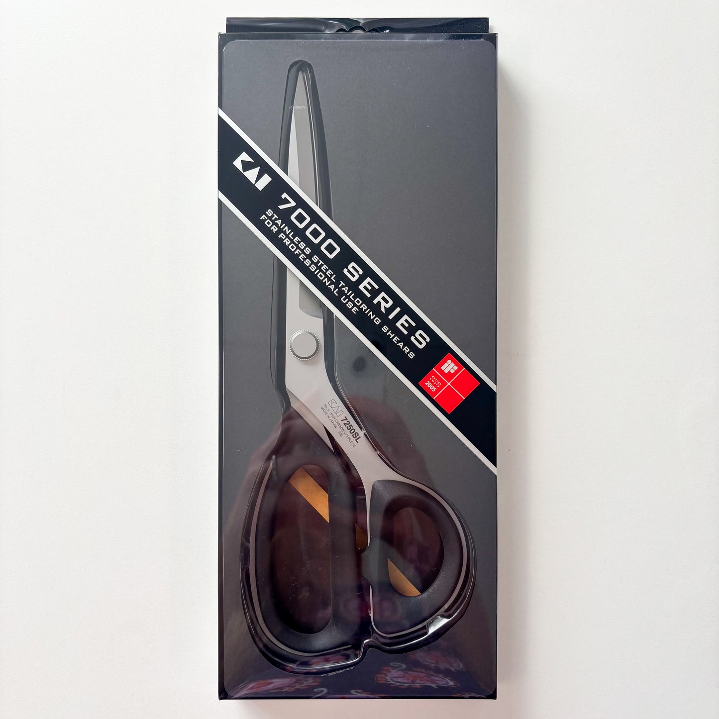 Kai - Professional Tailoring Shears - 7250 - Assorted Varieties