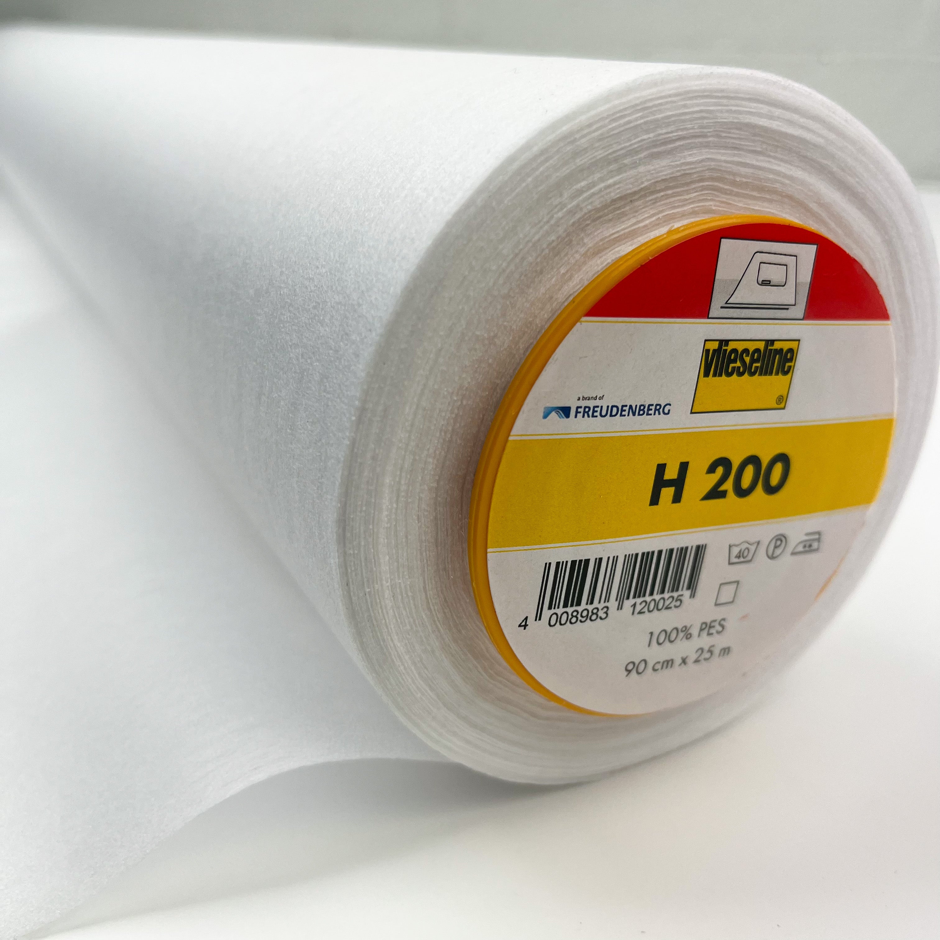 Vilene - Fusible Lightweight Nonwoven Interfacing - H200 - Black or White - price per 50cm