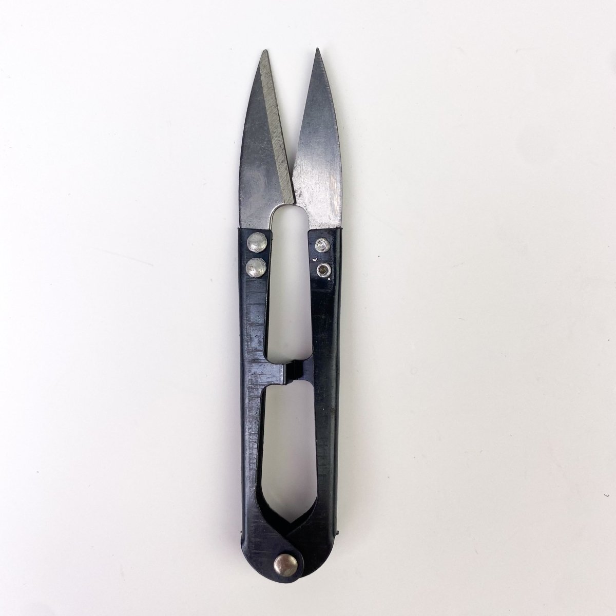 Sewing Gem - Generic Thread Snips - 3 Colours - Sewing Gem