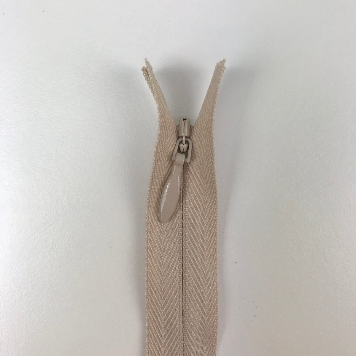 YKK Zipper - Invisible - 18cm (7") - Sewing Gem