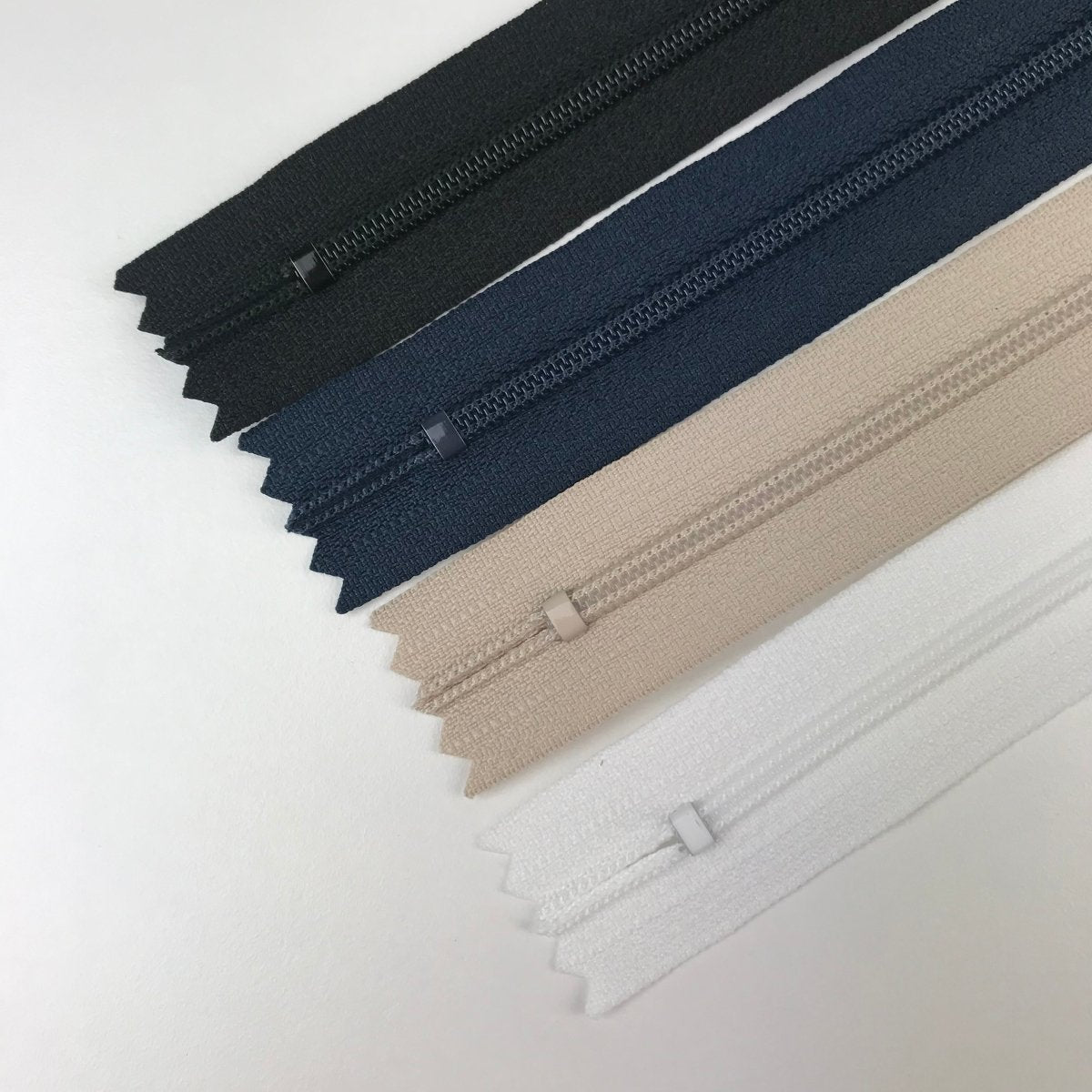 YKK Zipper - Skirt and Dress - 23cm (9") - Sewing Gem