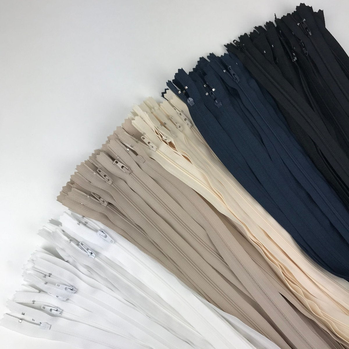 YKK Zipper - Skirt and Dress - 40.5cm (16") - Sewing Gem