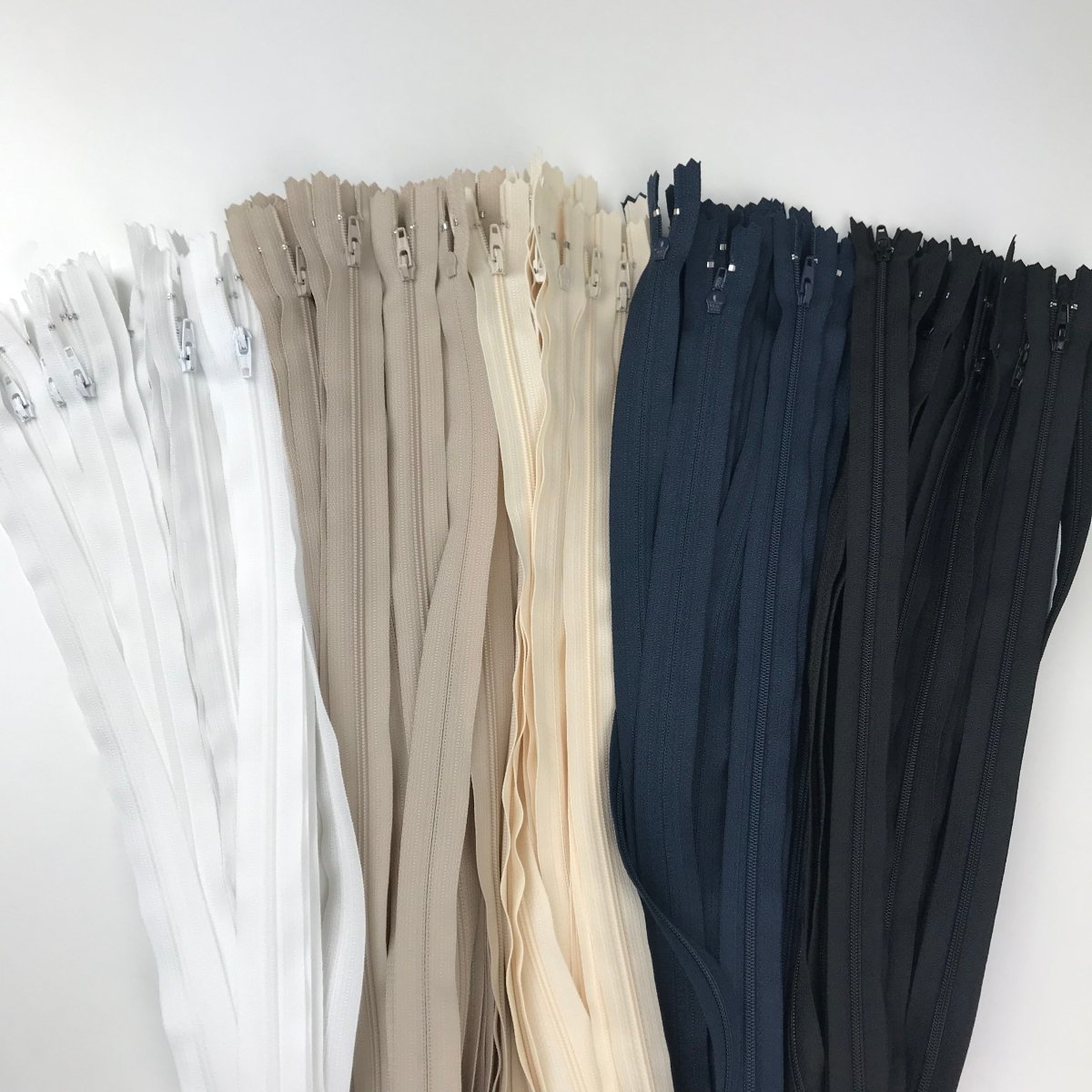 YKK Zipper - Skirt and Dress - 51cm (20") - Sewing Gem